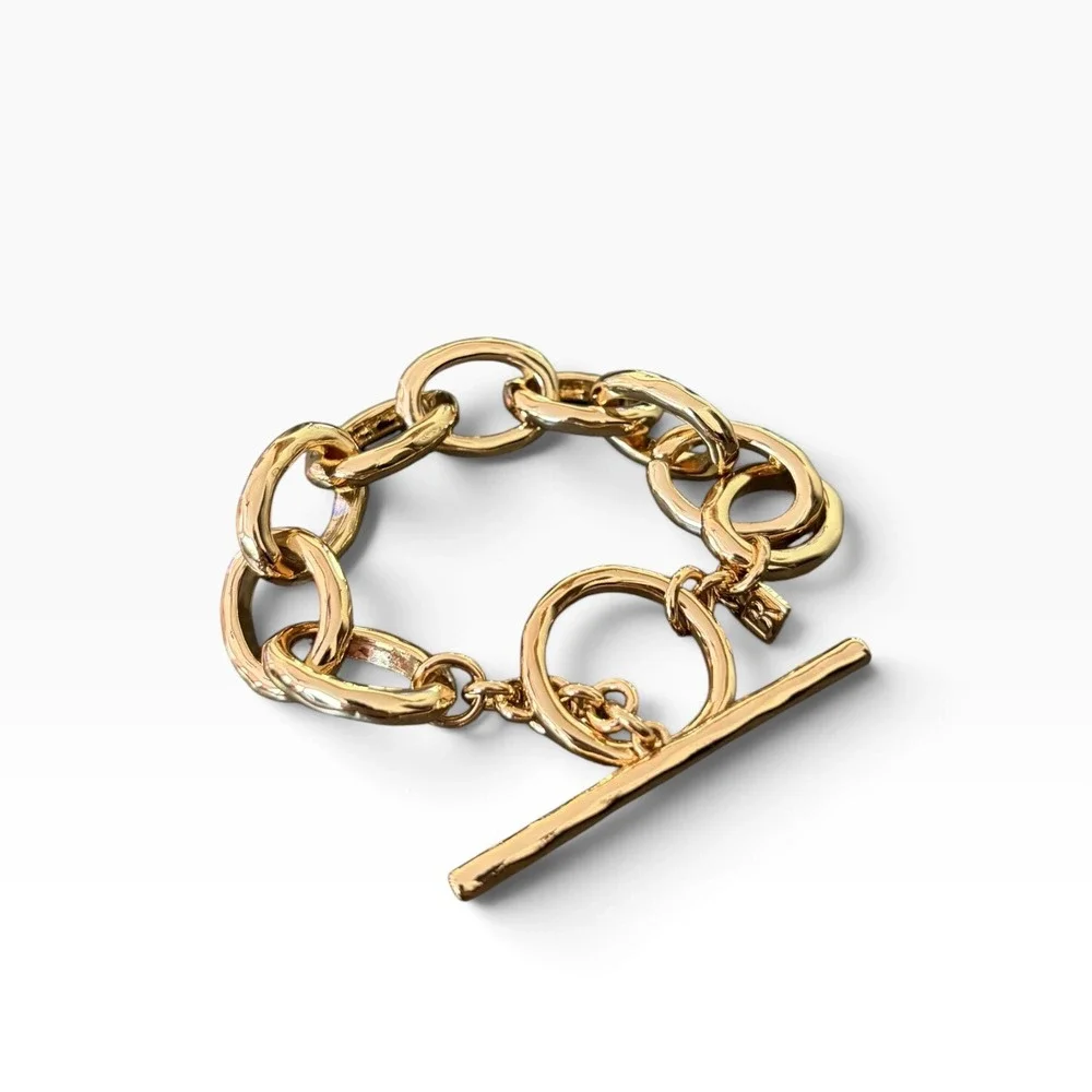 Banana Republic Gold Tone Chunky Oval Chain Link Toggle Bracelet 489286-00-1